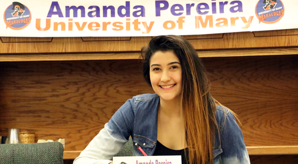 Amanda Pereira Inks With University of Mary