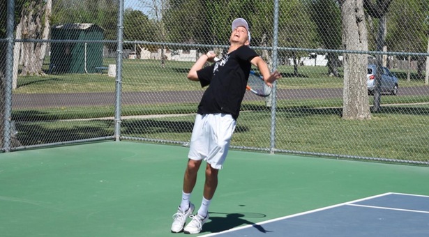 Berg heads to finals for Saints tennis team