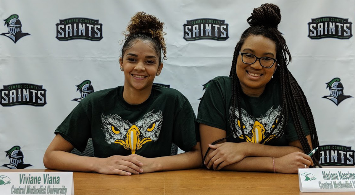Lady Saint Duo Signs with Central Methodist
