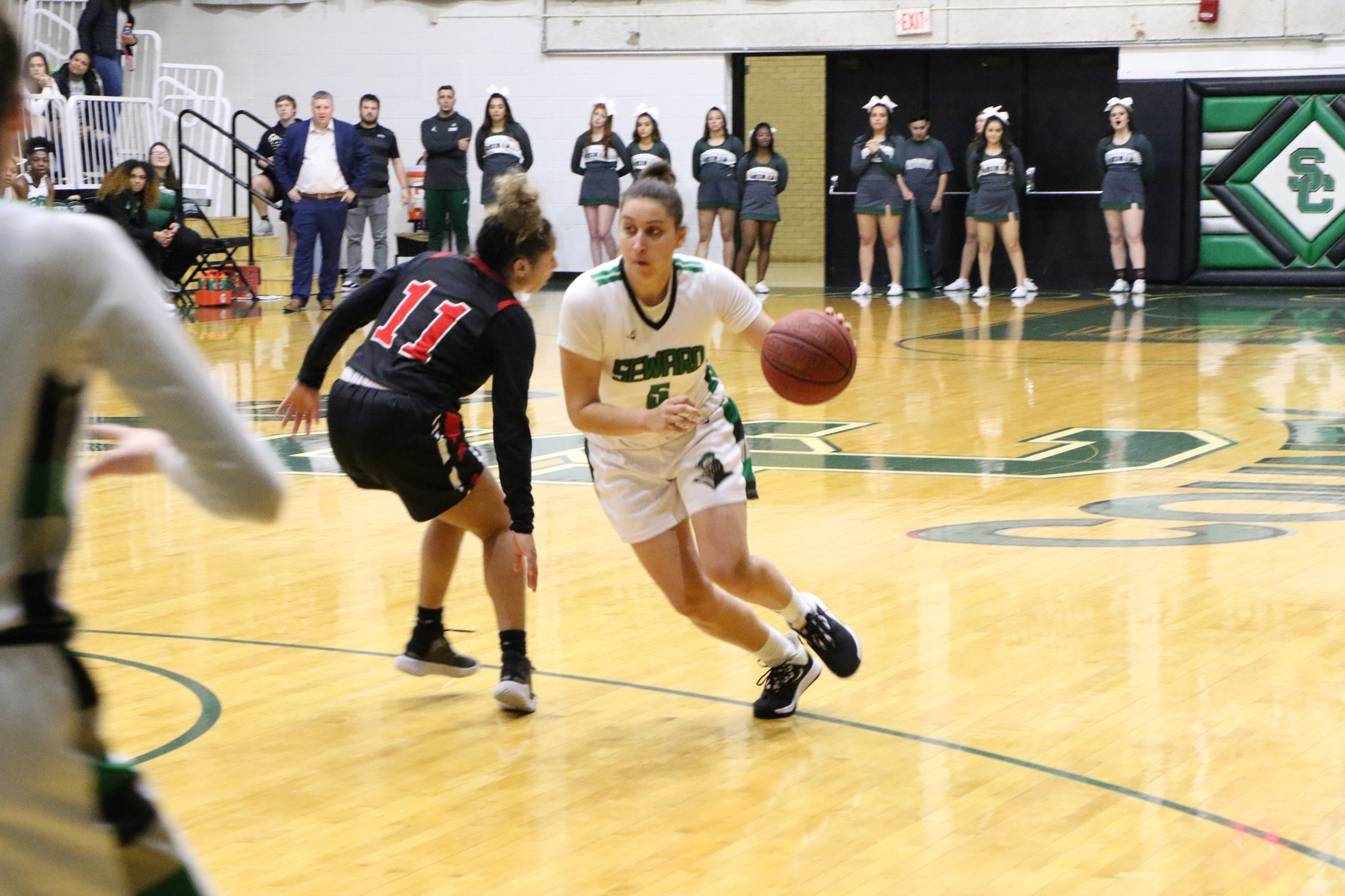 No. 15 Lady Saints undone by fourth quarter in loss to No. 2 South Plains