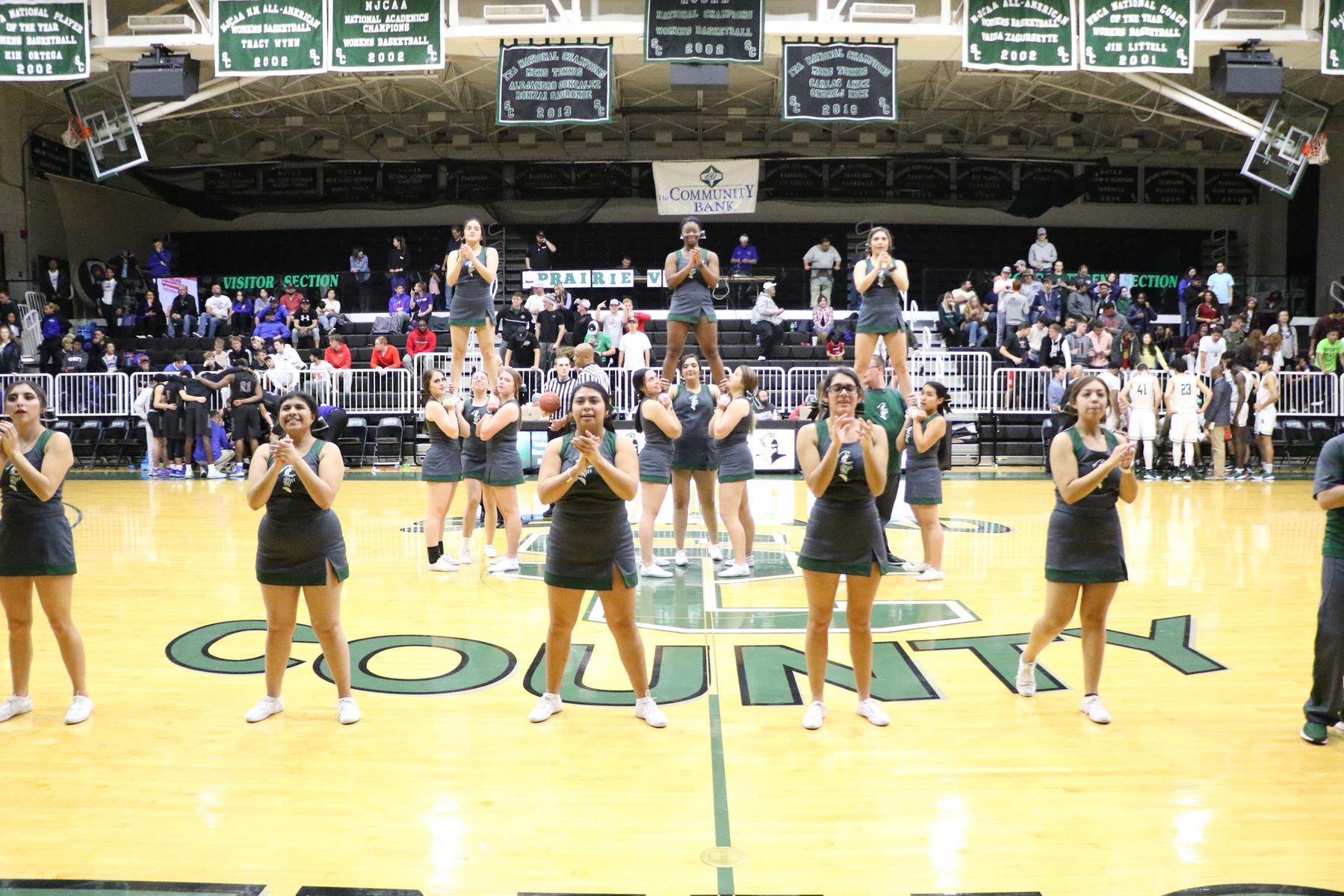 Seward cheer team set for a historical weekend at the Regional Cheer and Dance competition
