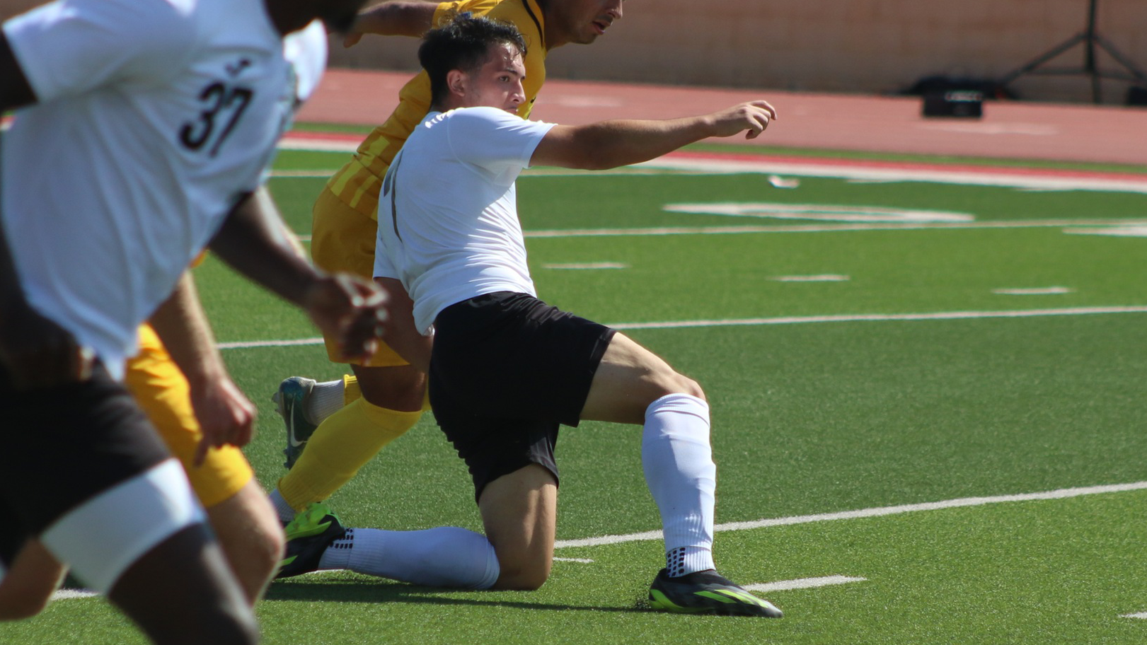 Saints Soccer Earns Huge Result Against Tigers