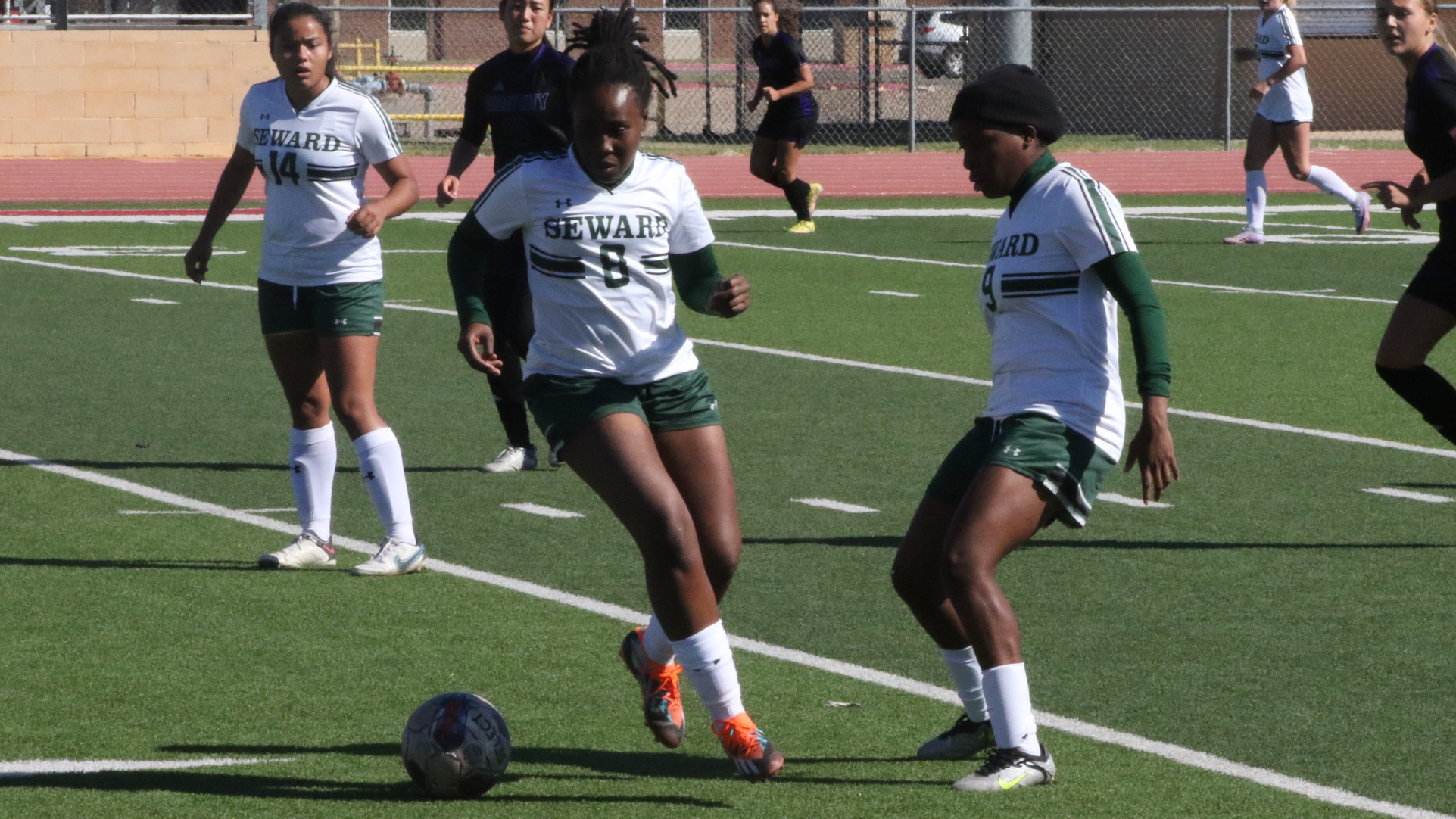 Women’s Soccer Falls in Home Finale to Red Ravens